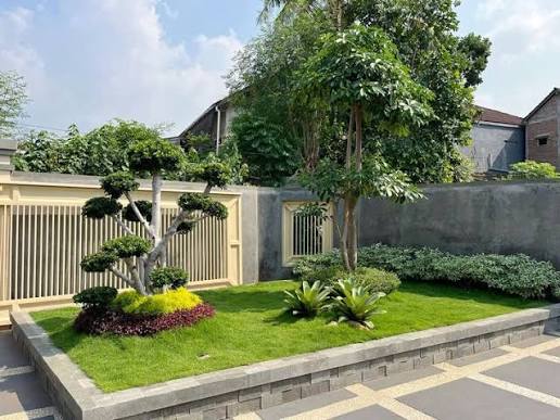 Renovasi Taman
